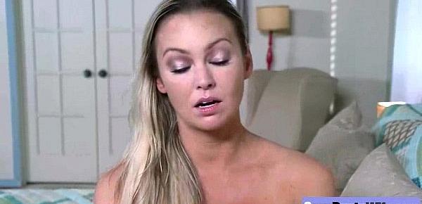  Hardcore Sex Tape With Mature Bigtits Lady (abbey brooks) video-01